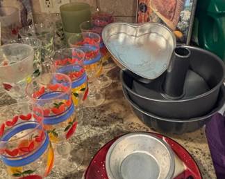 Assorted Kitchenware and Tabletop Collection third image