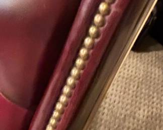 Executive Tufted Leather Office Chair third image