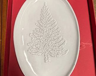 Mariposa Christmas Tree Oval Platter and Spreader Set