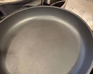 Swiss Diamond Cookware Set second image