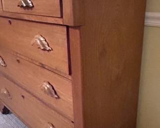 Antique Oak Chest of Drawers with Leaf Pulls third image