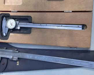 Starrett Dial Caliper with Wooden Case and Mitutoyo Vernier Caliper with Pouch Lot
