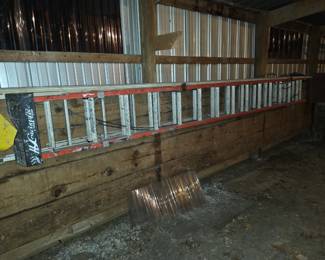 Large extension Ladder
