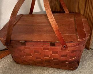 vintage picnic basket