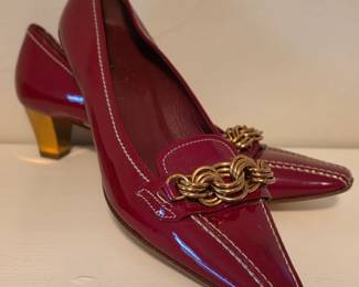 YVES SAINT LAURENT
