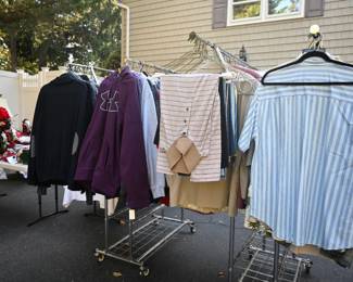 Tons of Mens New Clothing
