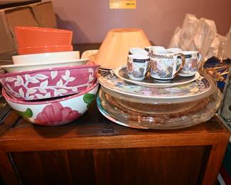 Mixing bowls