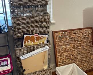 Magazine holder, basket