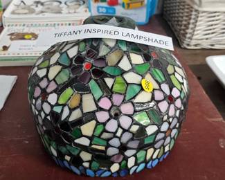 TIFFANY INSPIRED LAMPSHADE