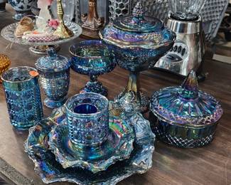 INDIANA GLASS LOT