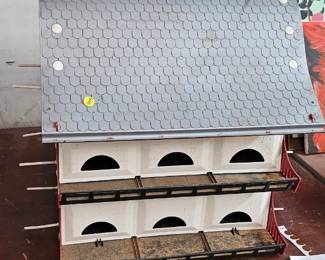 BIRDHOUSE