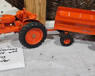 ALLIS CHALMERS TRACTO AND TRAILER TOY