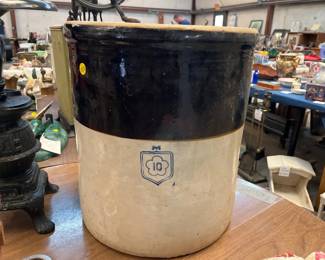 10 GALLON STONEWARE CROCK