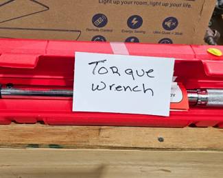 TORQUE WRENCH