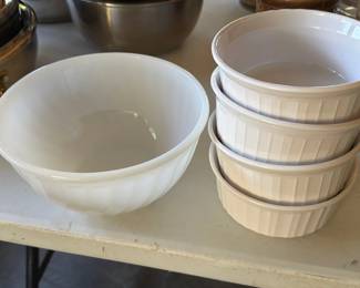 FIRE-KING BOWL, WHITE RAMEKINS
