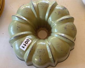 NORTHLAND ALUMINUM BUNDT PAN
