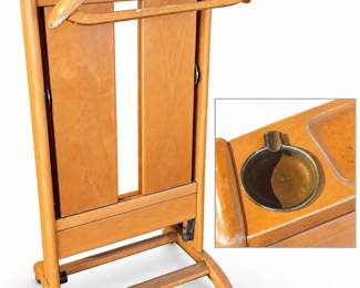 Italian Gentleman's Valet bid #208