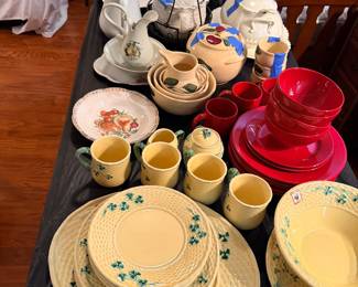Bordallo Pinheiro shamrock dish set
