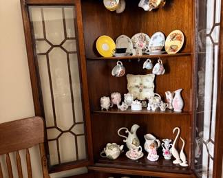 VintagePorcelain collectables/corner cabinet