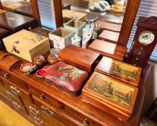 Vintage jewelry boxes