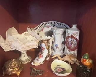 Collection of Victorian and Vintage Decorative Ceramics and Trinkets