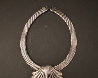 Vintage Silver-Tone Scallop Shell Collar Necklace