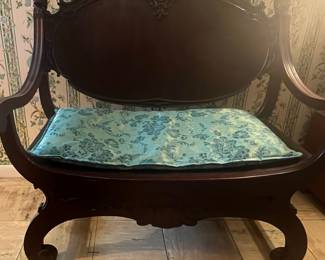 Victorian Renaissance Revival Mahogany Settee