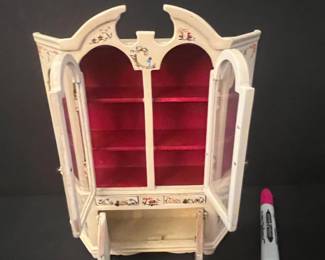 Vintage Chinoiserie Miniature Curio Cabinet