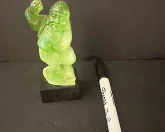 Vintage Wony Italy Faux Jade Uranium Glass Figurine