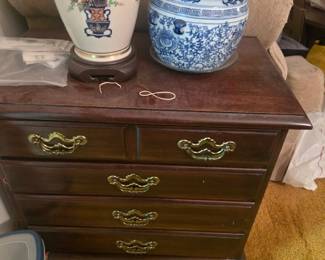 Nightstand 