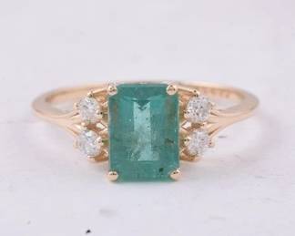 1pt92 CT Natural Emerald and Diamond 14K Gold Ring HRD Certified