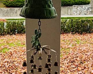 Mackenzie-Childs wind chime 