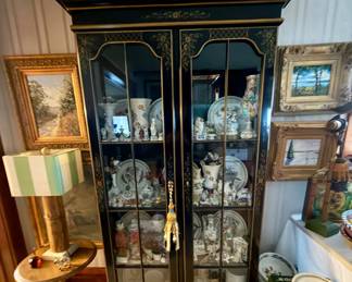 Vast collection of Portmeirion Botanic Garden dishes; gorgeous vintage display case