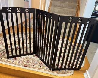 89 TriPanel Freestanding Pet Gate