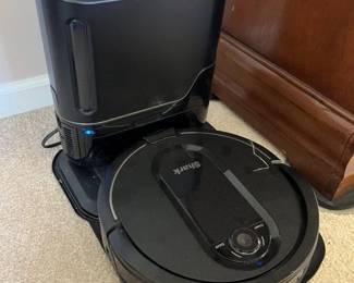 89 Shark IQ SelfEmptying XL Robotic Vacuum Cleaner