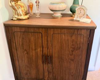 Mid- Cent Cabinet