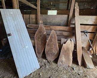 PRIMITIVE DOOR & LIVE EDGE ROUGH CUT WOOD