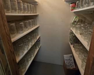 LOTS OF CANNING JARS