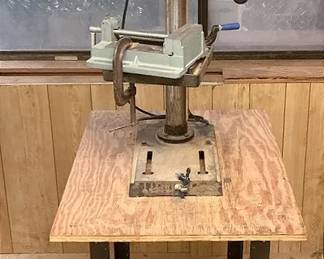 Delta Shopmaster Bench Drill Press