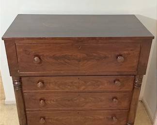 Mahogany Chest of Drawers