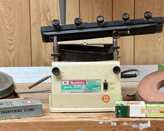 Makita Electric Sharpener