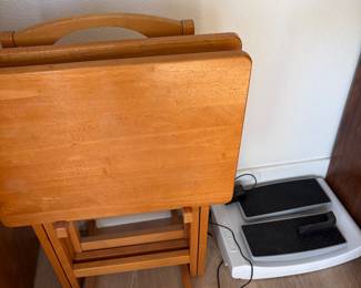 Standing tables collapsible