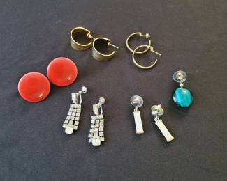 Costume Jewelry Lot  Earrings