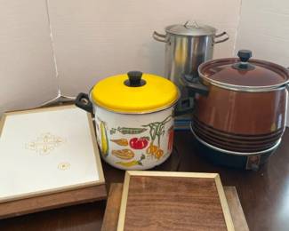 Vintage Kitchen Small Appliance Lot Crock Pot Warming Trays and More