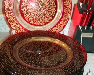 Cranberry Plates