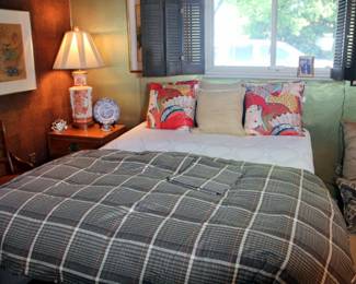 Sealy Queen Mattress Set