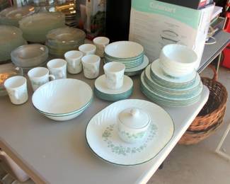 79 pcs. Corelle