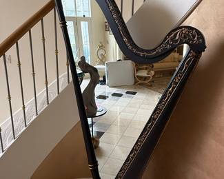 Decorative Harp-Shaped Floor Mirror