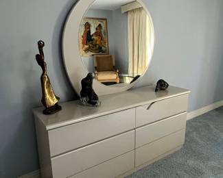 Mid-Century Modern Style Lacquer Bedroom Dresser with Circular Mirror