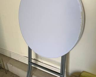 Round Folding Utility Table